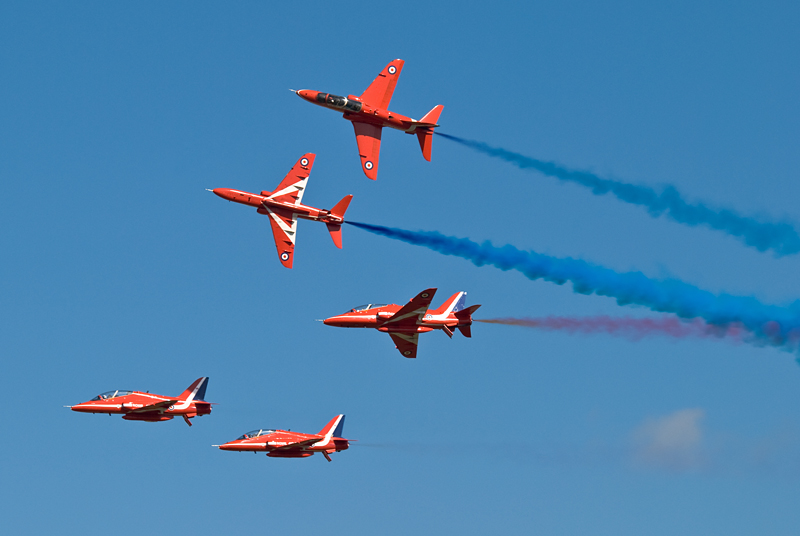 124_Radom_Air Show_Red Arrows na British Aerospace Hawk T1.jpg